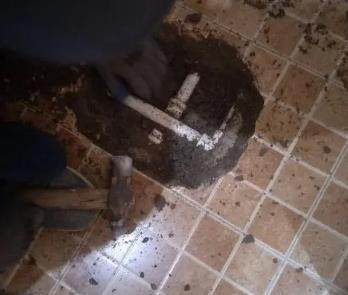 凌云卫生间漏水维修公司为您分享下卫生间渗水如何处理及注意事项